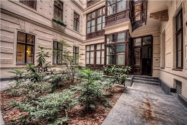 The Living Quarters Apartment Budapesta